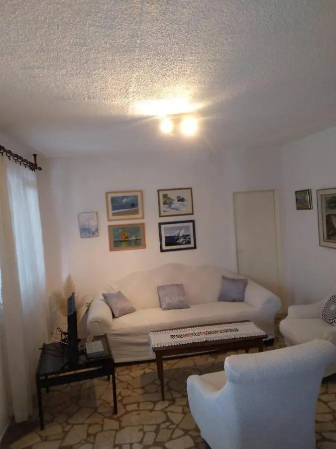 Apartment Apartmani Tralic Porec Croatia